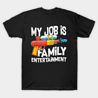 Funny Family Entertainment Squirt  Water Gun T-Shirt T-Shirt